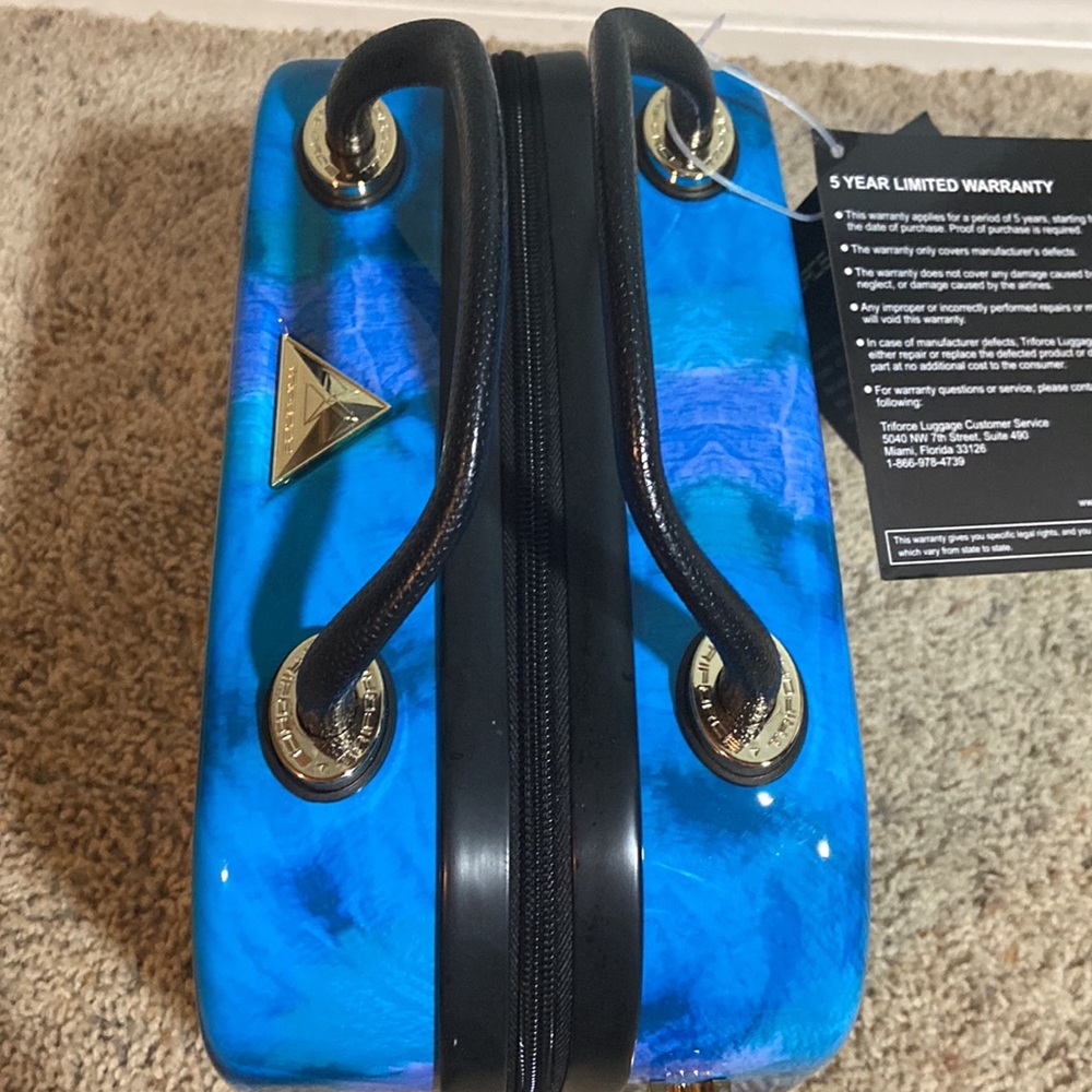 NWT-blue watercolor  Hardside Cosmetics Case w/ Crossbody Strap, Organizer - Picture 5 of 15